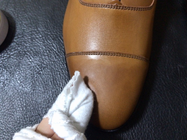 brown-shoes-polish-10