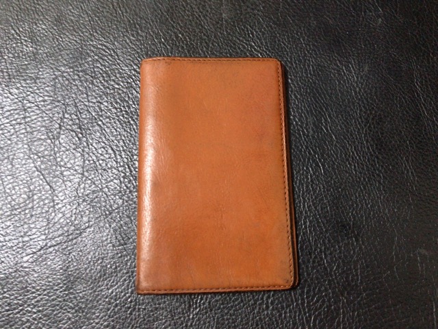 leather-handbook-care-23