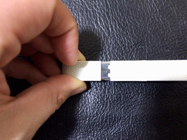 portable-lightning-cable-13