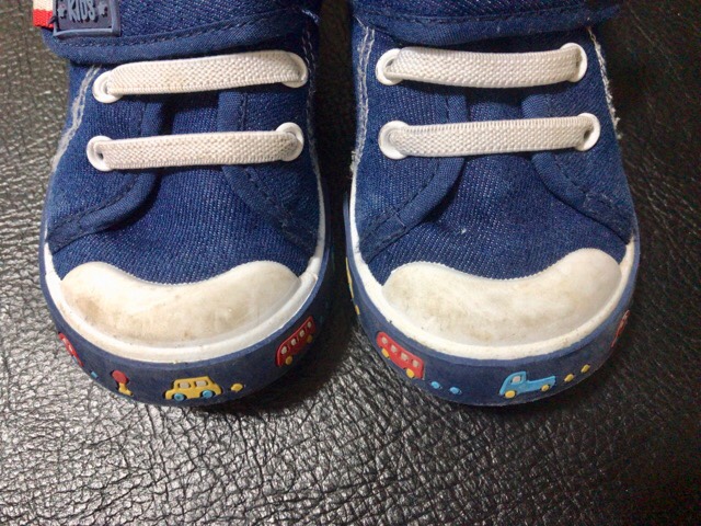 clean-child-shoes-3
