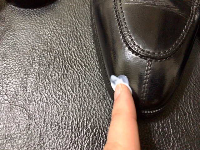 leather-peeling-repair-5