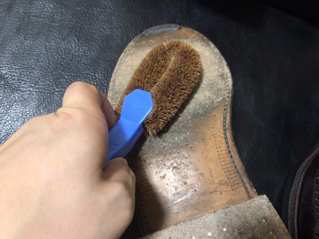 975-leather-sole-care-13