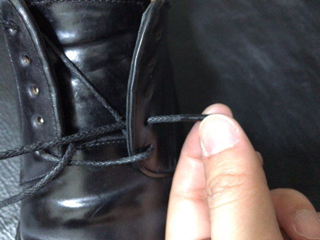 shoelace-single-7