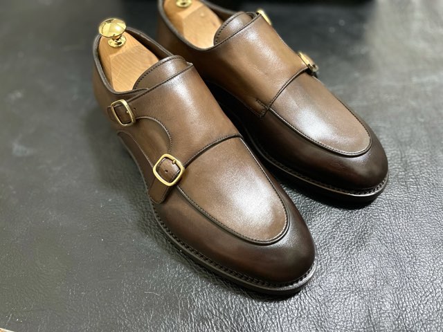 before-putting-leather-shoes-34