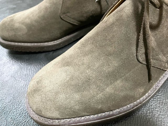 pre-maintenance-suede-shoes-2