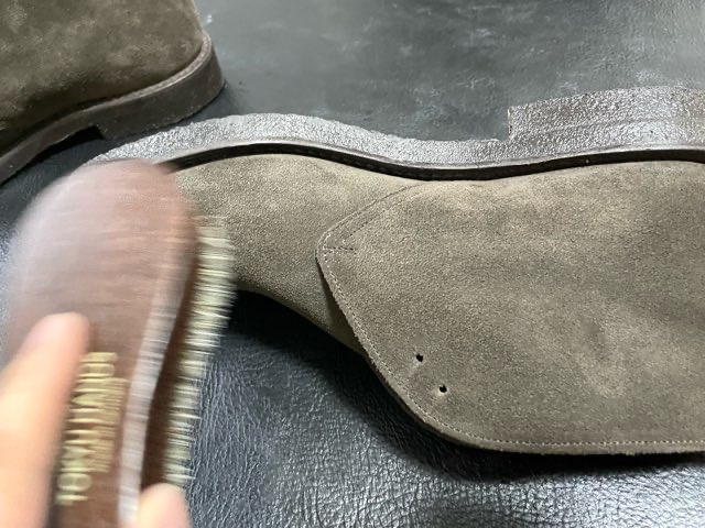 pre-maintenance-suede-shoes-9