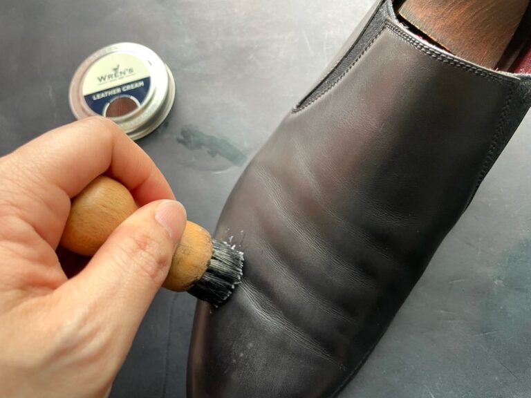 ウレンズのレザークリームをレビュー！香りさわやかな塗りやすい靴用クリーム｜革靴・アパレル記｜シンジツイチロ