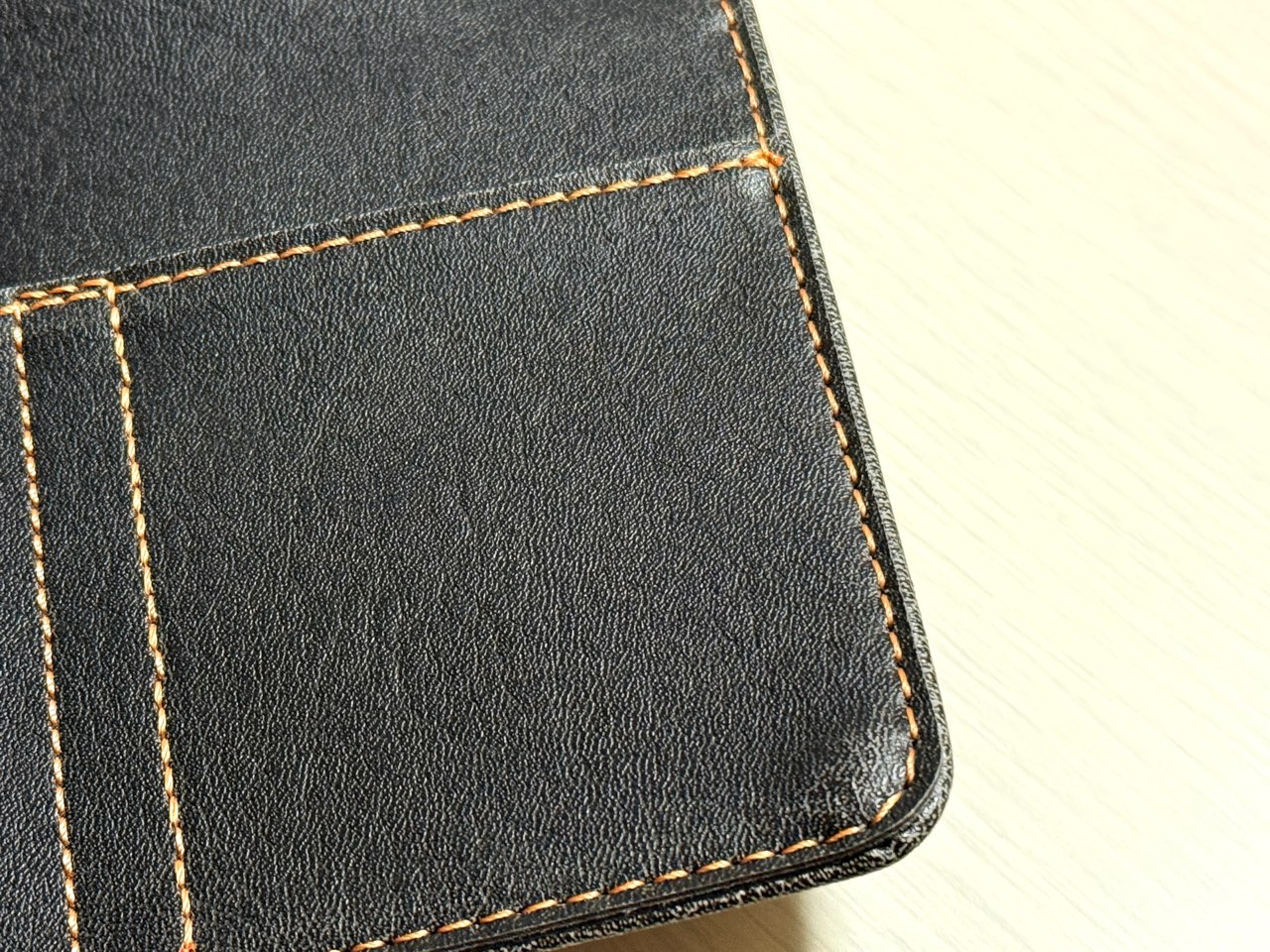 システム手帳の丁寧な縫製