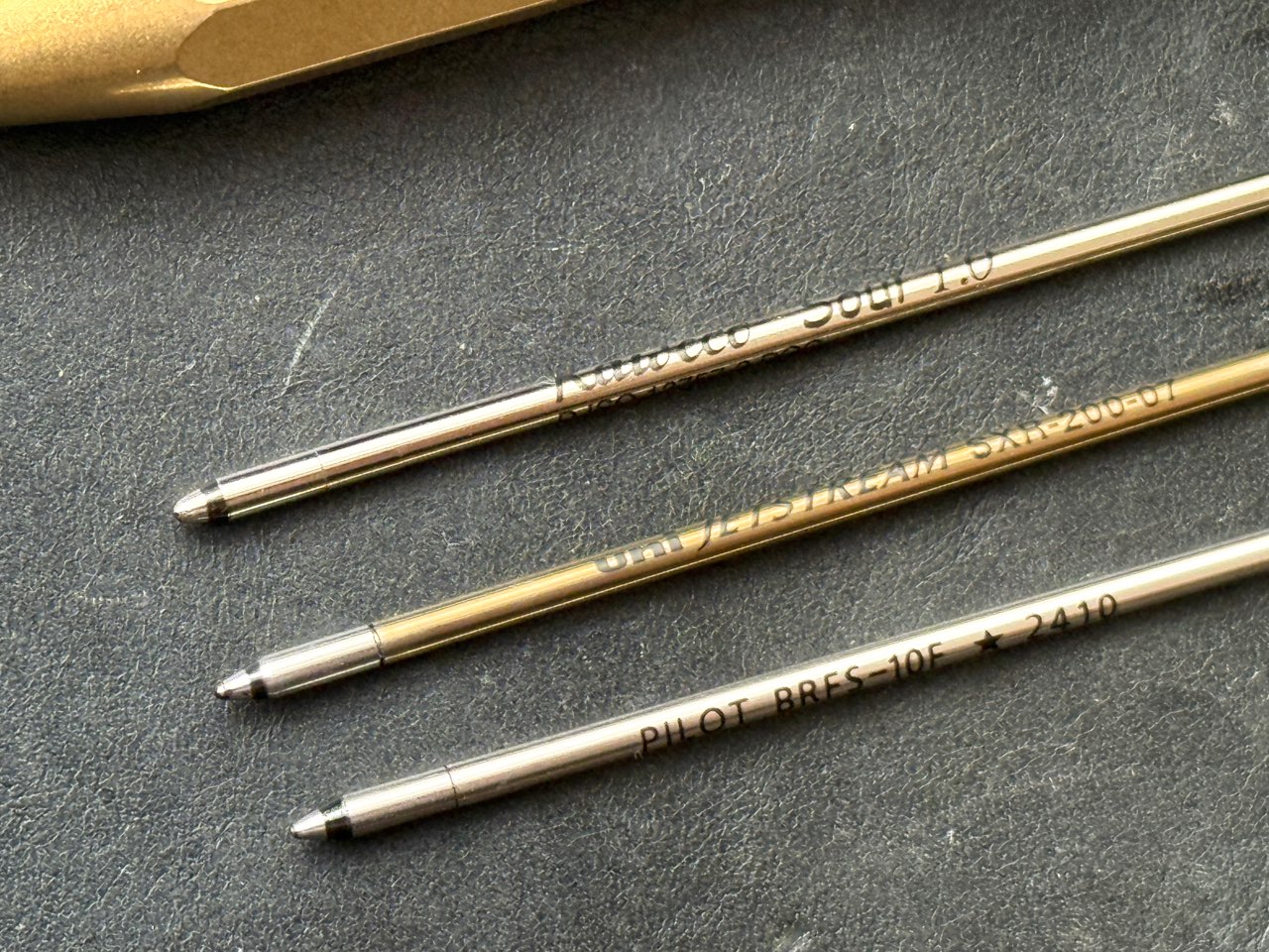 D1規格のボールペンリフィル