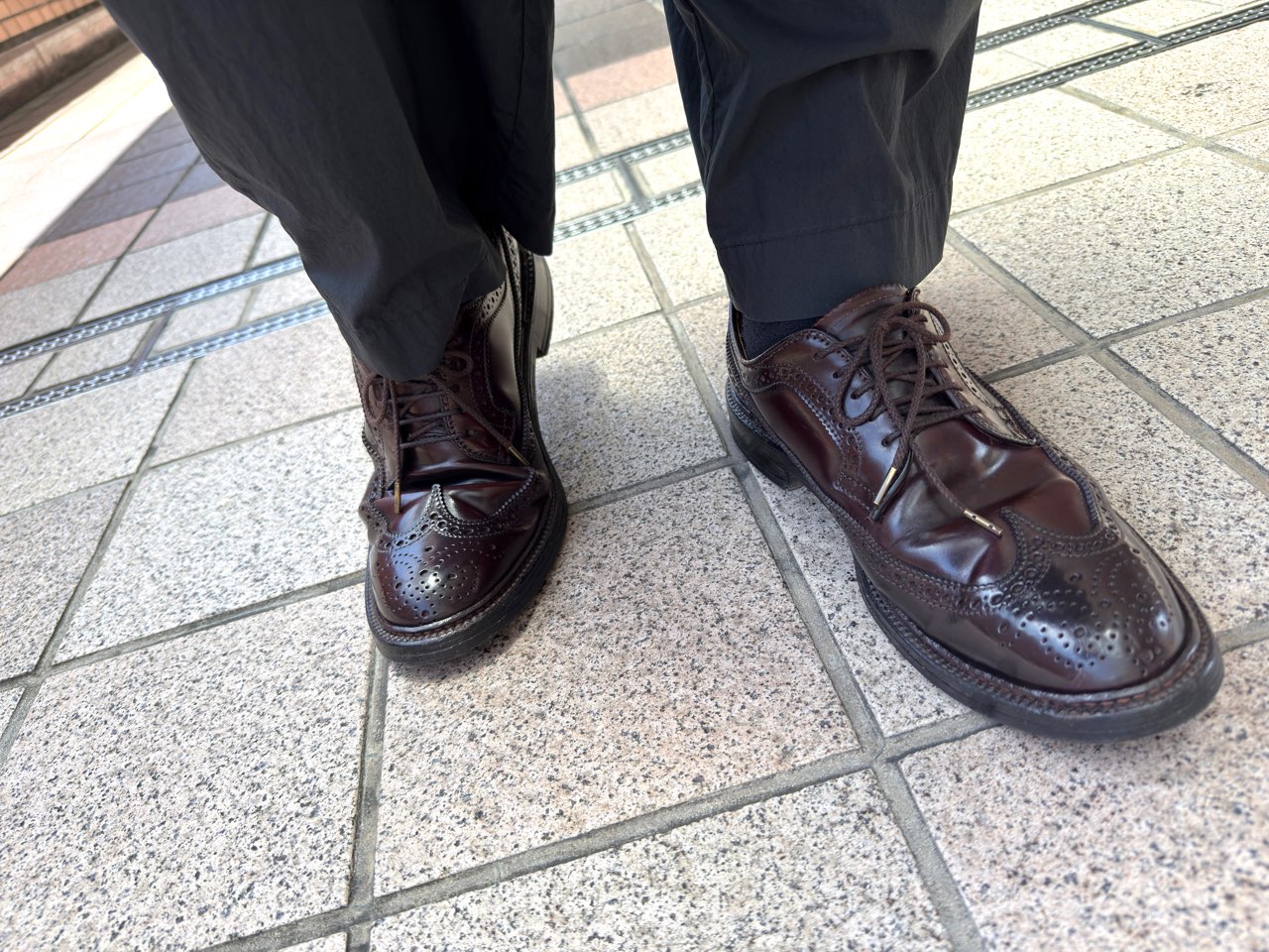 歩くたびに音が鳴るオールデンの975