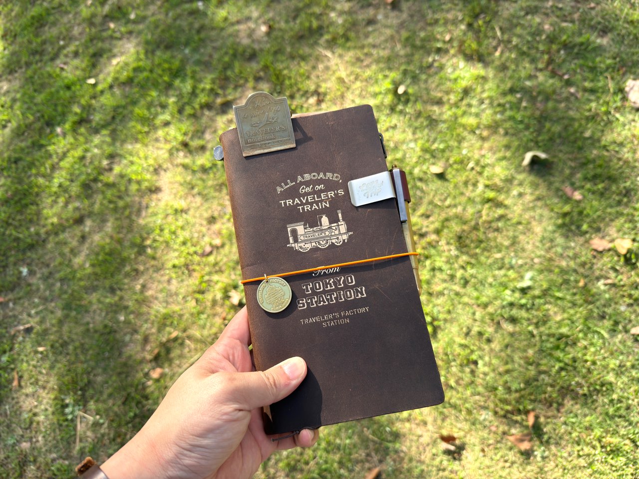 公園に持って行ったトラベラーズノート