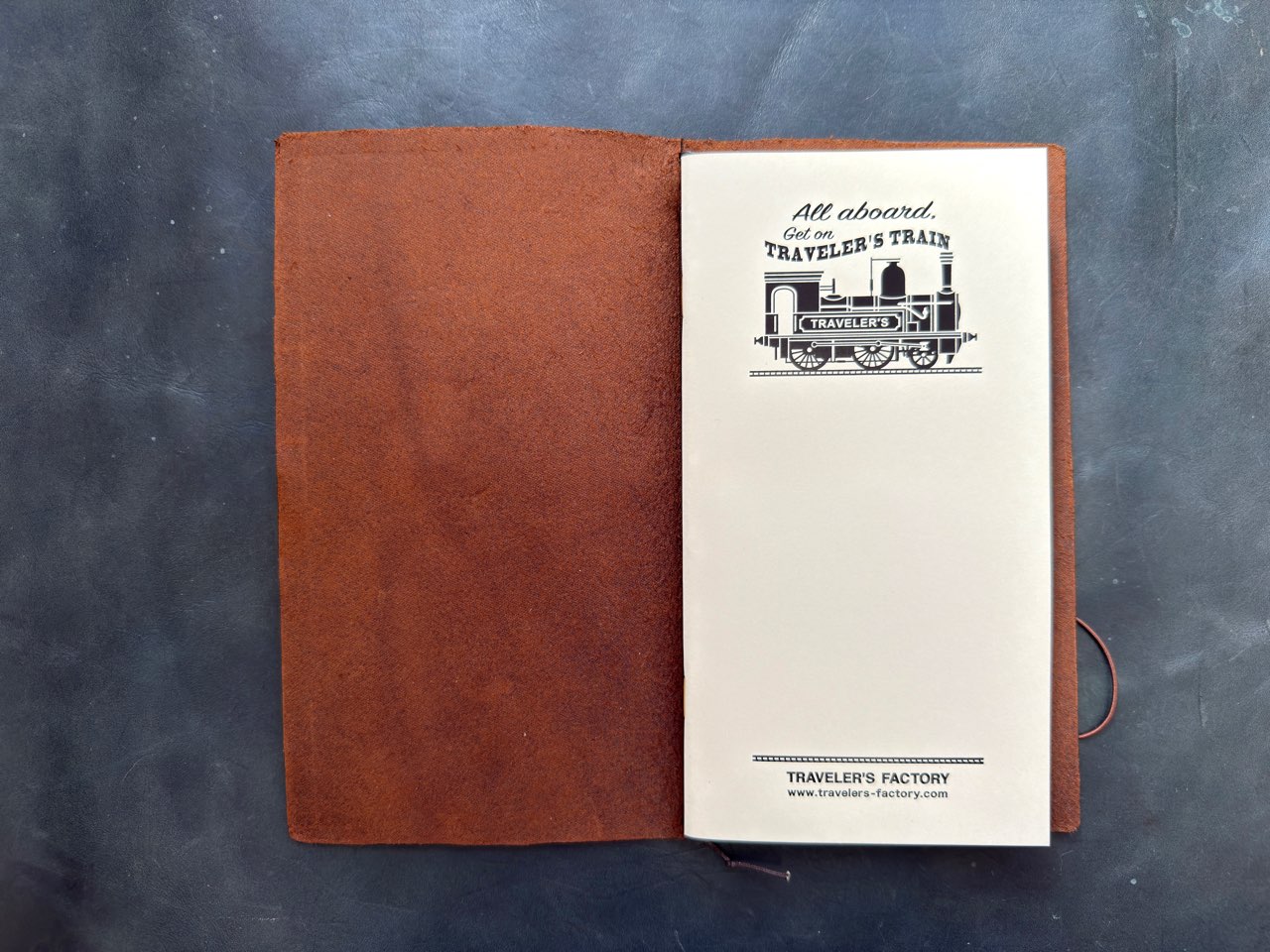 東京駅限定のトラベラーズノートとリフィル