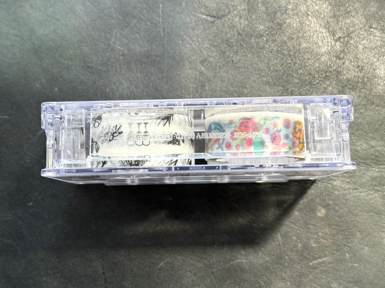 スケルトンボディのカセットテープカッター