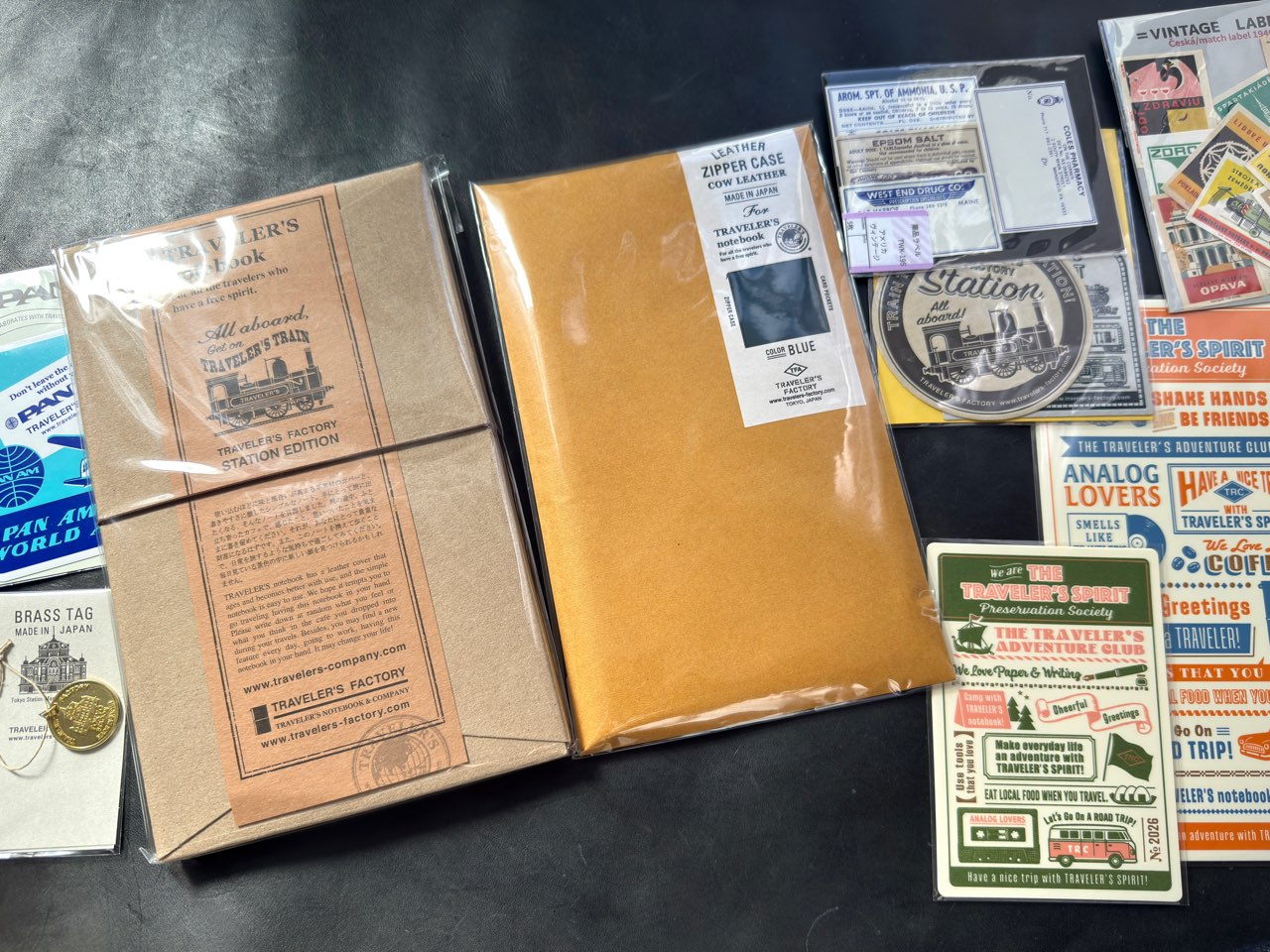東京駅のトラベラーズファクトリーステーションで購入したアイテムたち