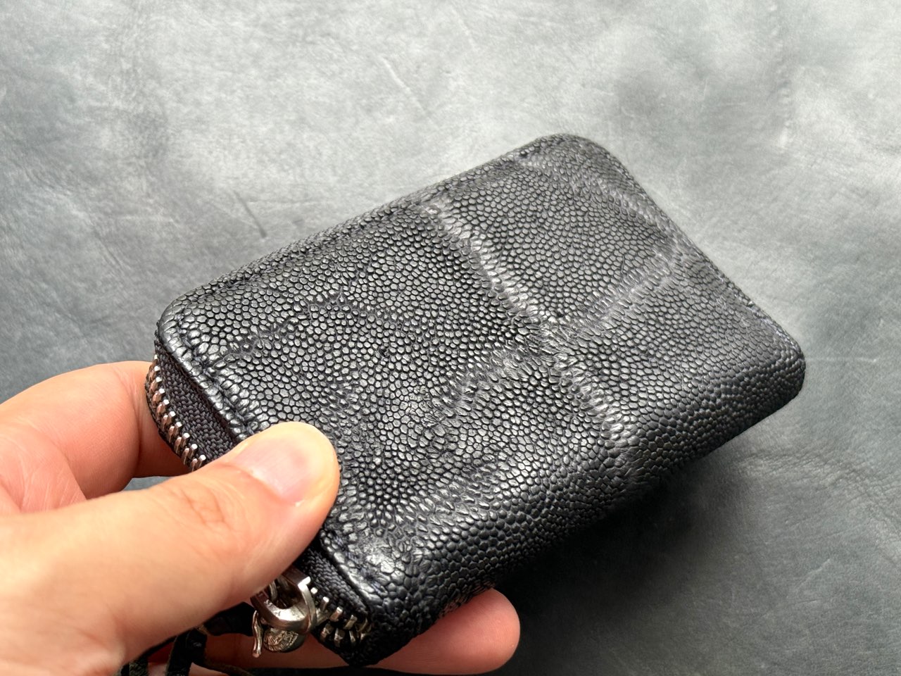 エイジングしたエレファントレザー