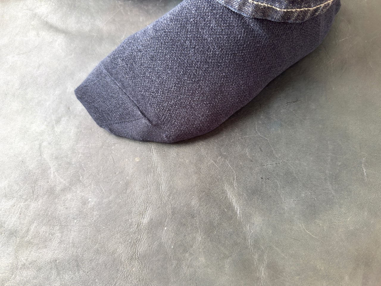 和紙ソックスを履いた様子