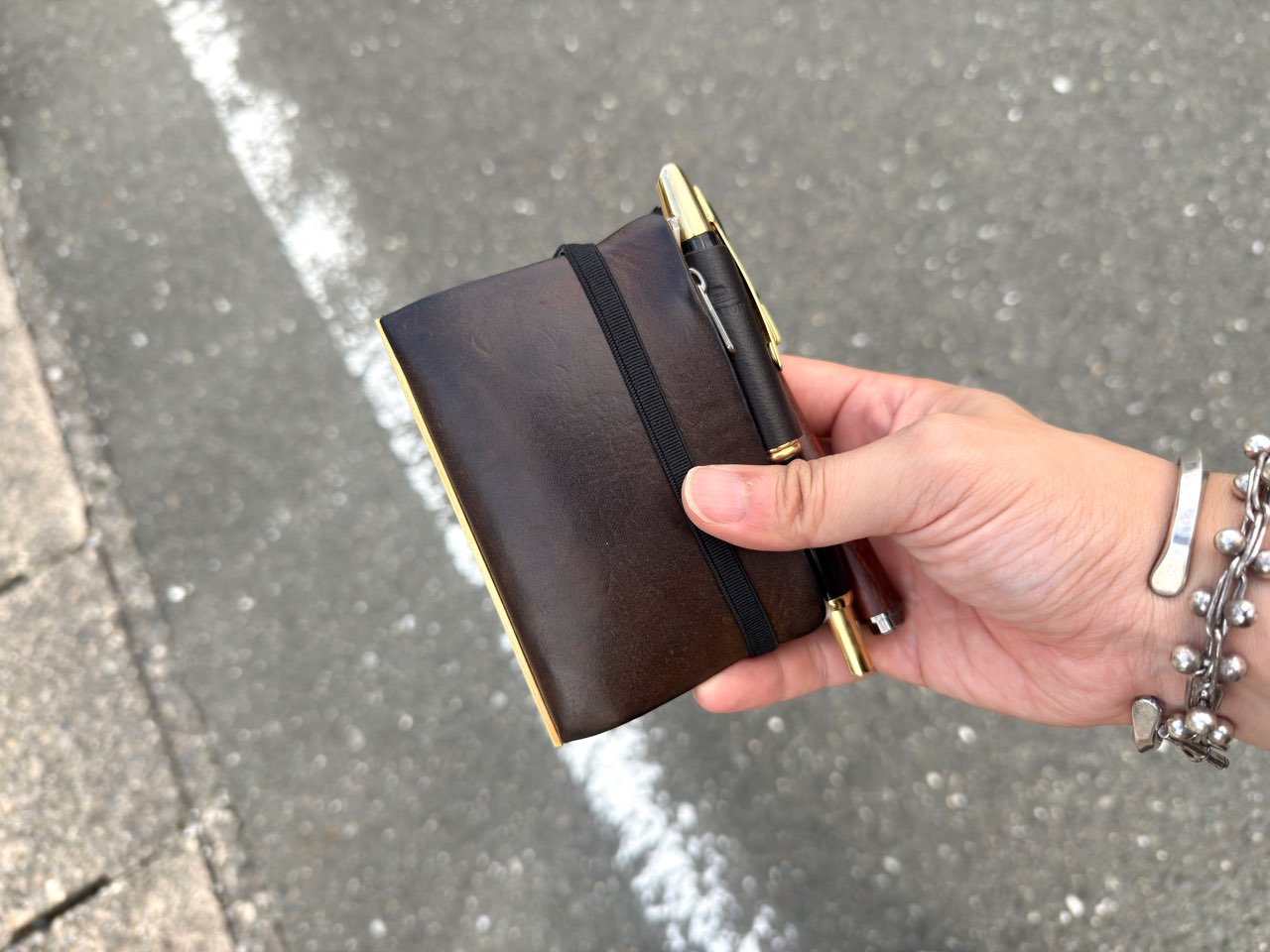 プエブロレザーグリーンのエイジング