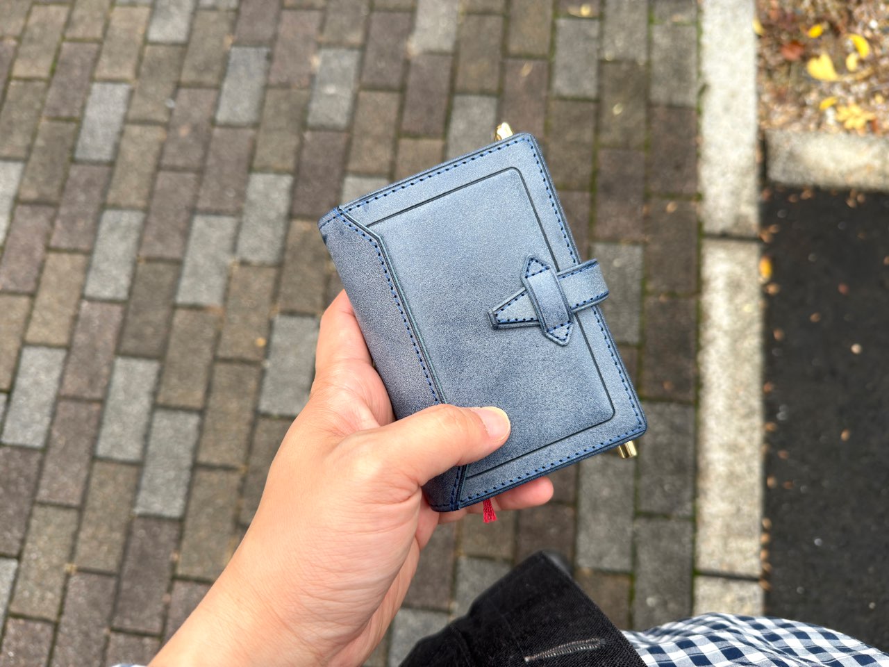 手に持ったM5ロロマクラシック