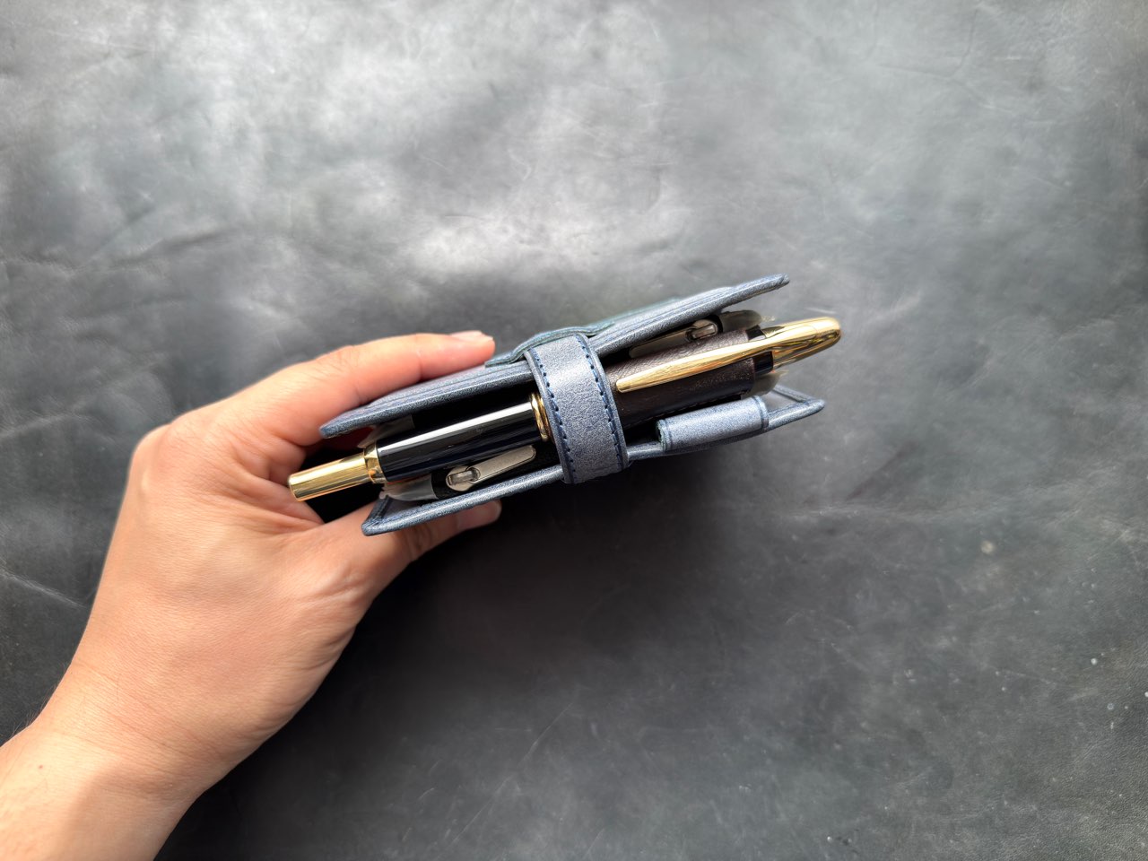 キャップレスを差したロロマクラシックM5