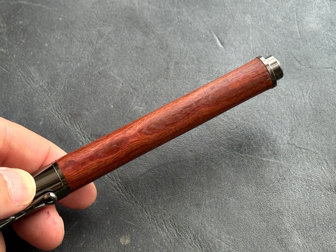 お手入れ後の木軸万年筆