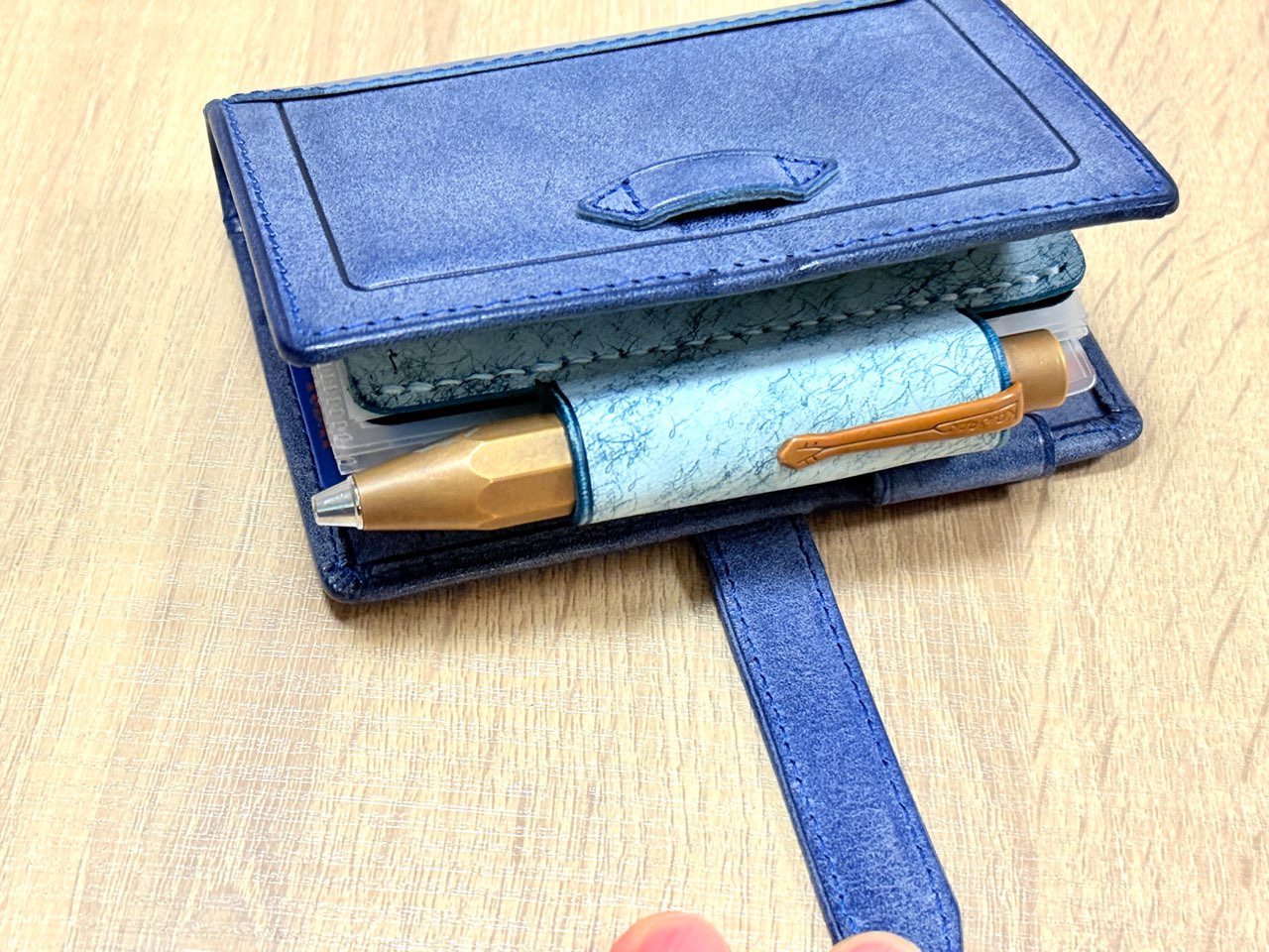 カヴェコブラススポーツを差したペンホルダーリフィル