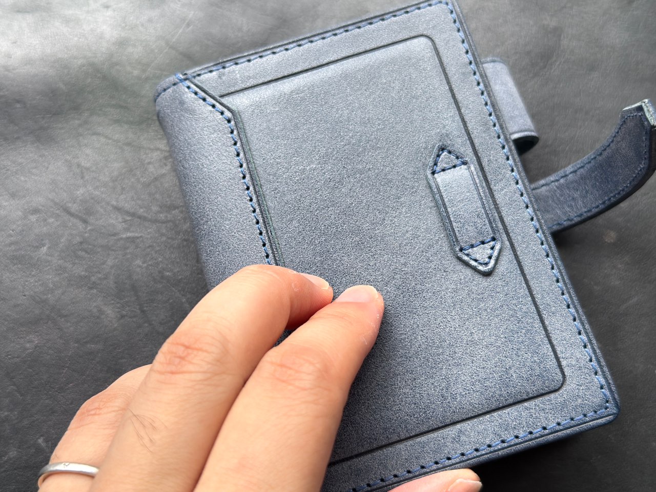 フカフカのロロマレザー