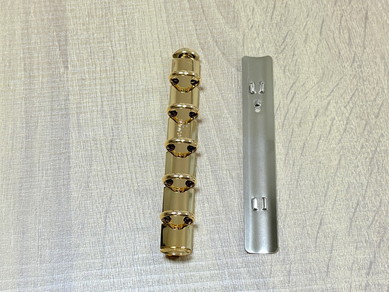 クラウゼ社のM5のリングバインダー