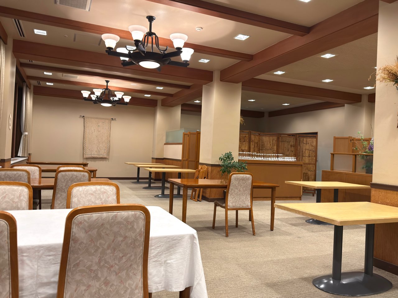 レストランの内観