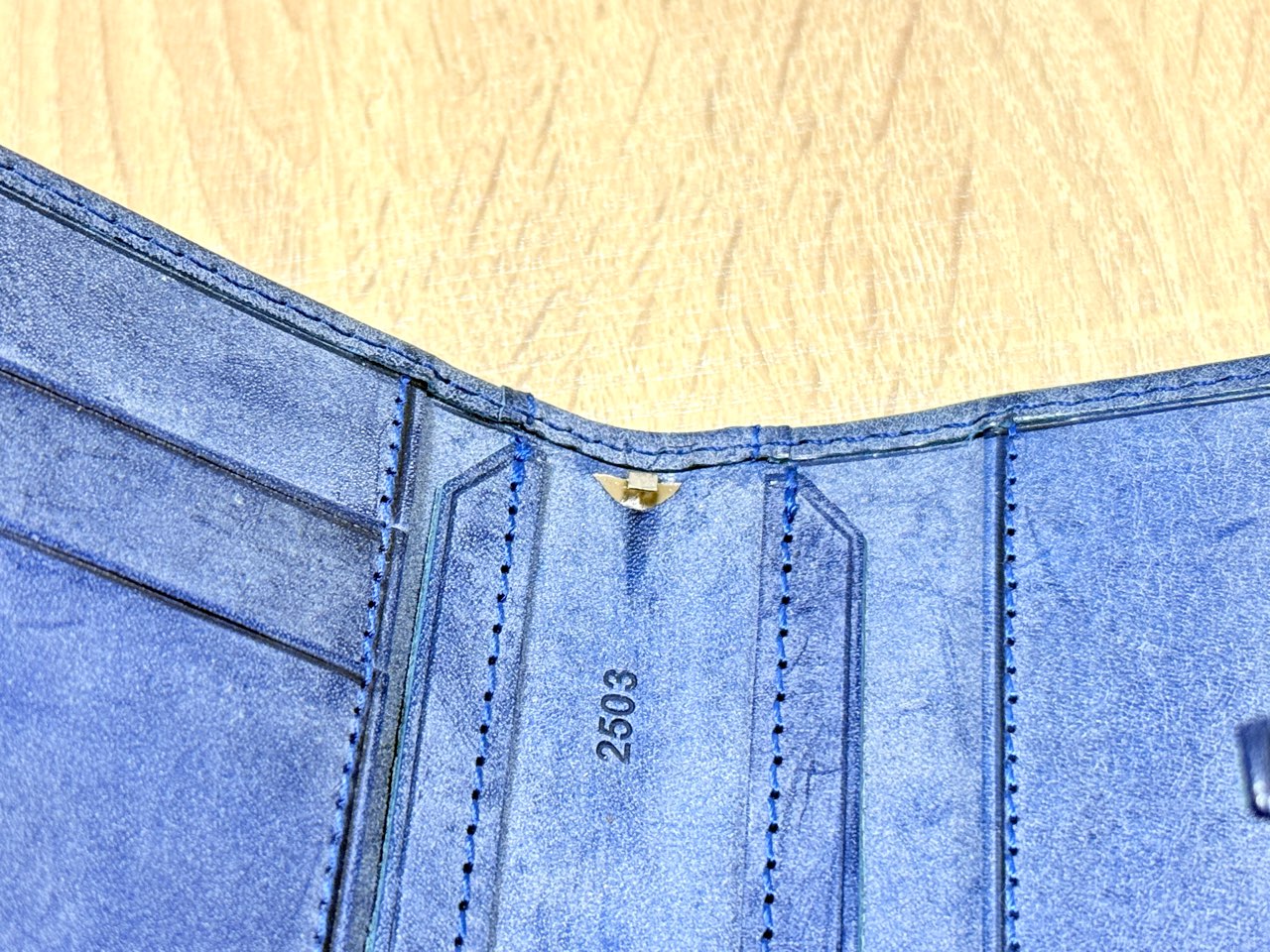 リング金具固定用の爪