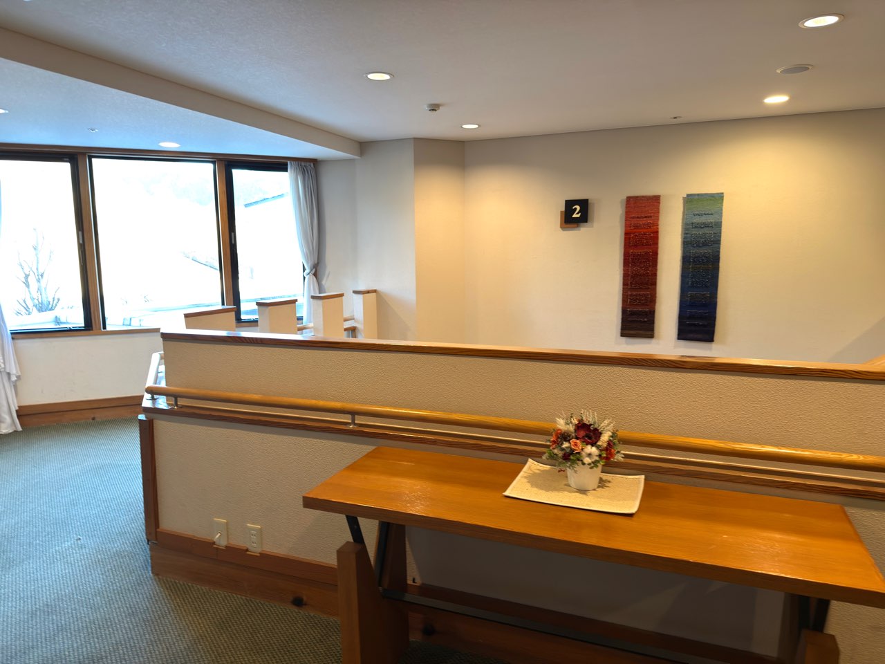 エレベーター前