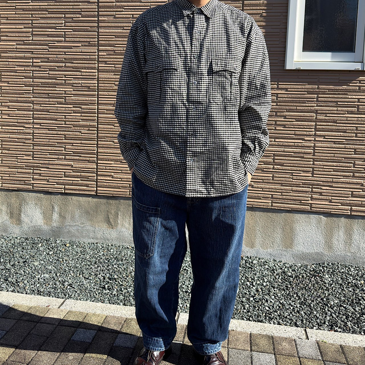 ロールアップフランネルギンガムチェックシャツの着用図