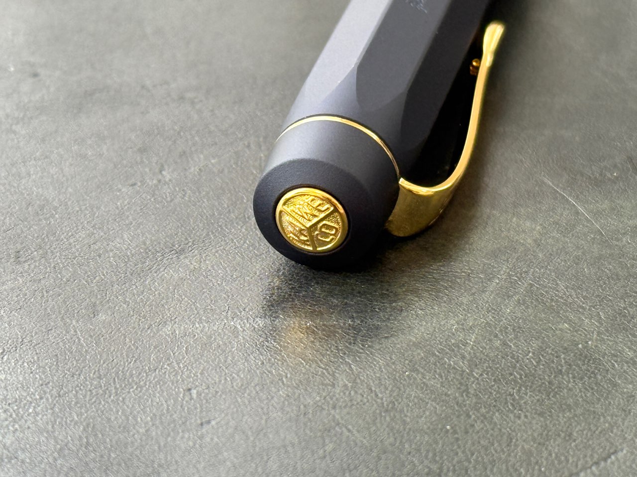 KAWECOのブランドロゴ