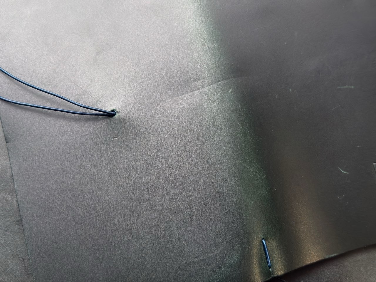 美しい革を使ったトラベラーズノート