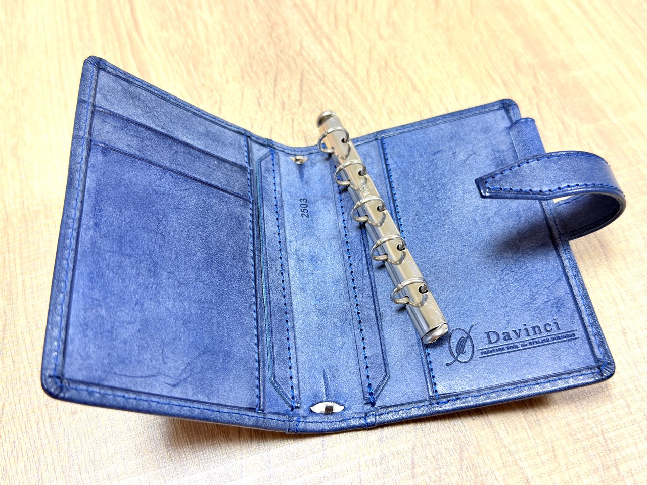 外したリングバインダー