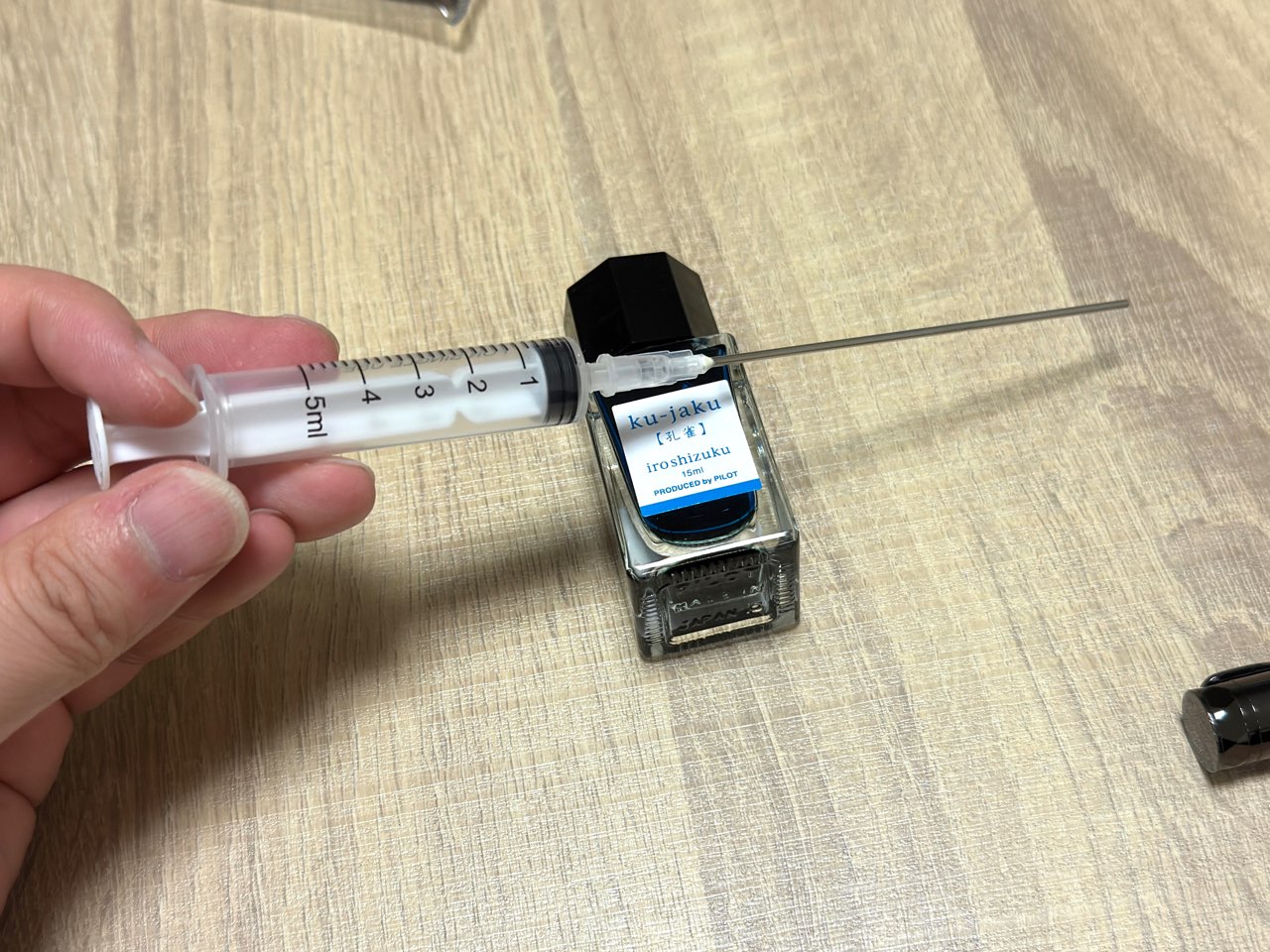 インクと注射器