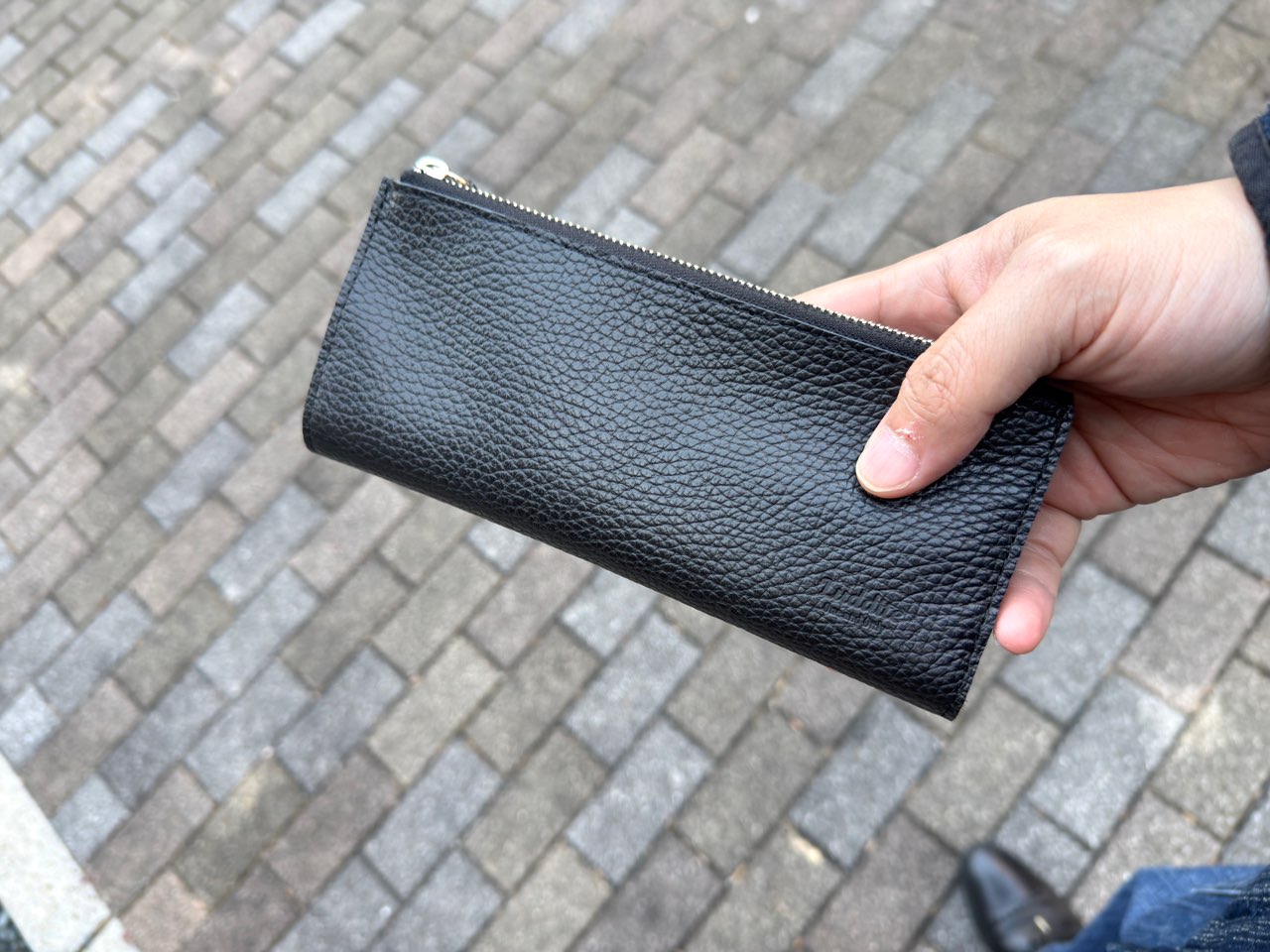 ブラックのベンディペンケースエッセンシャル