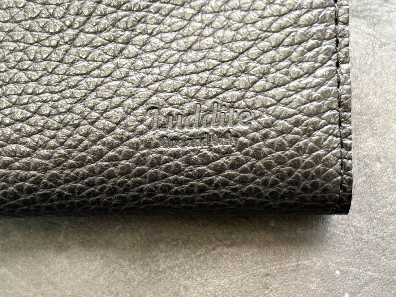 ラダイトのブランド刻印