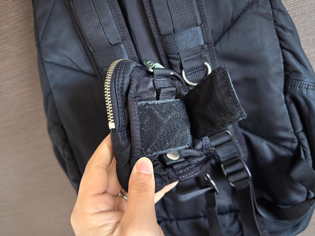 ポーチの面ファスナー