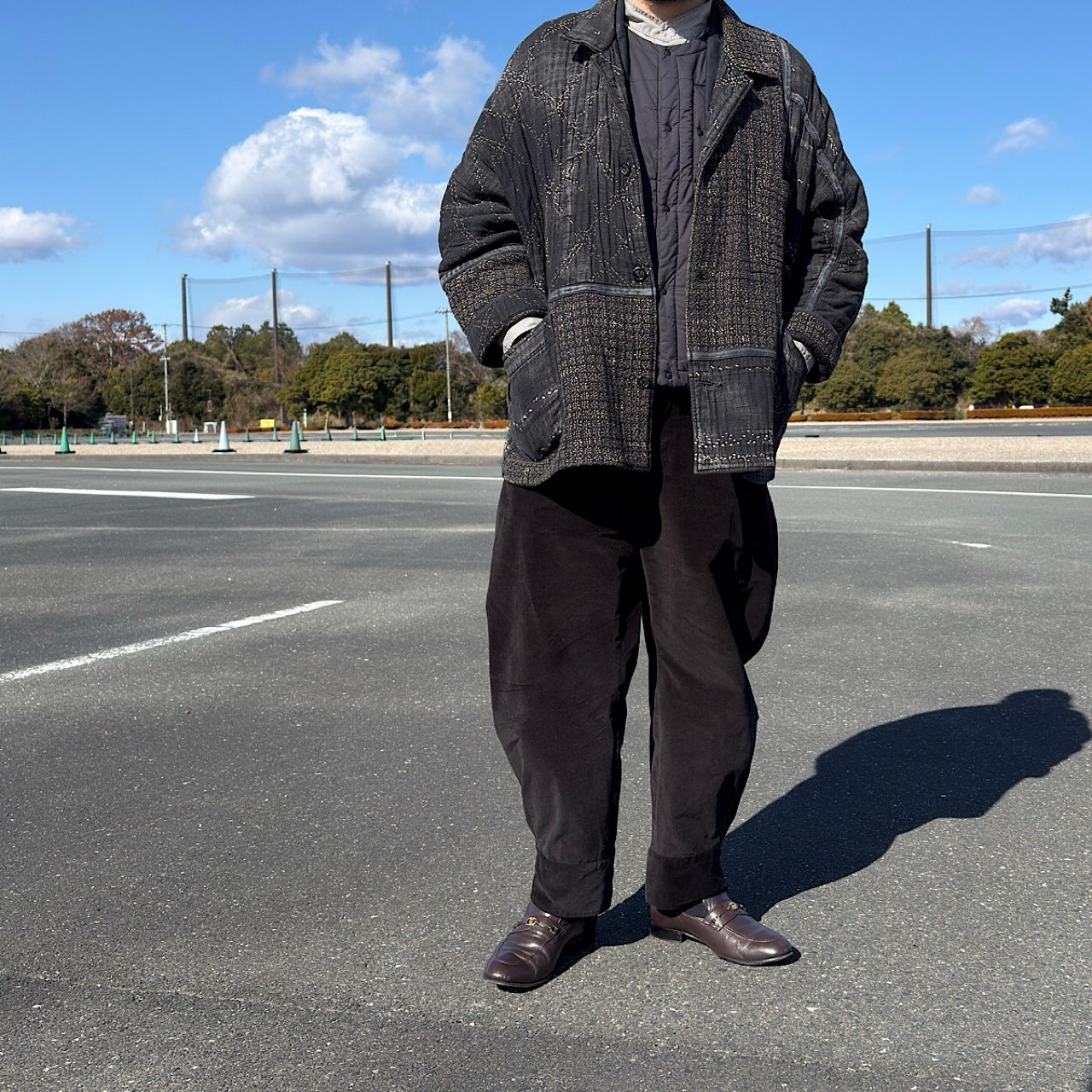 冬コーデとローファー