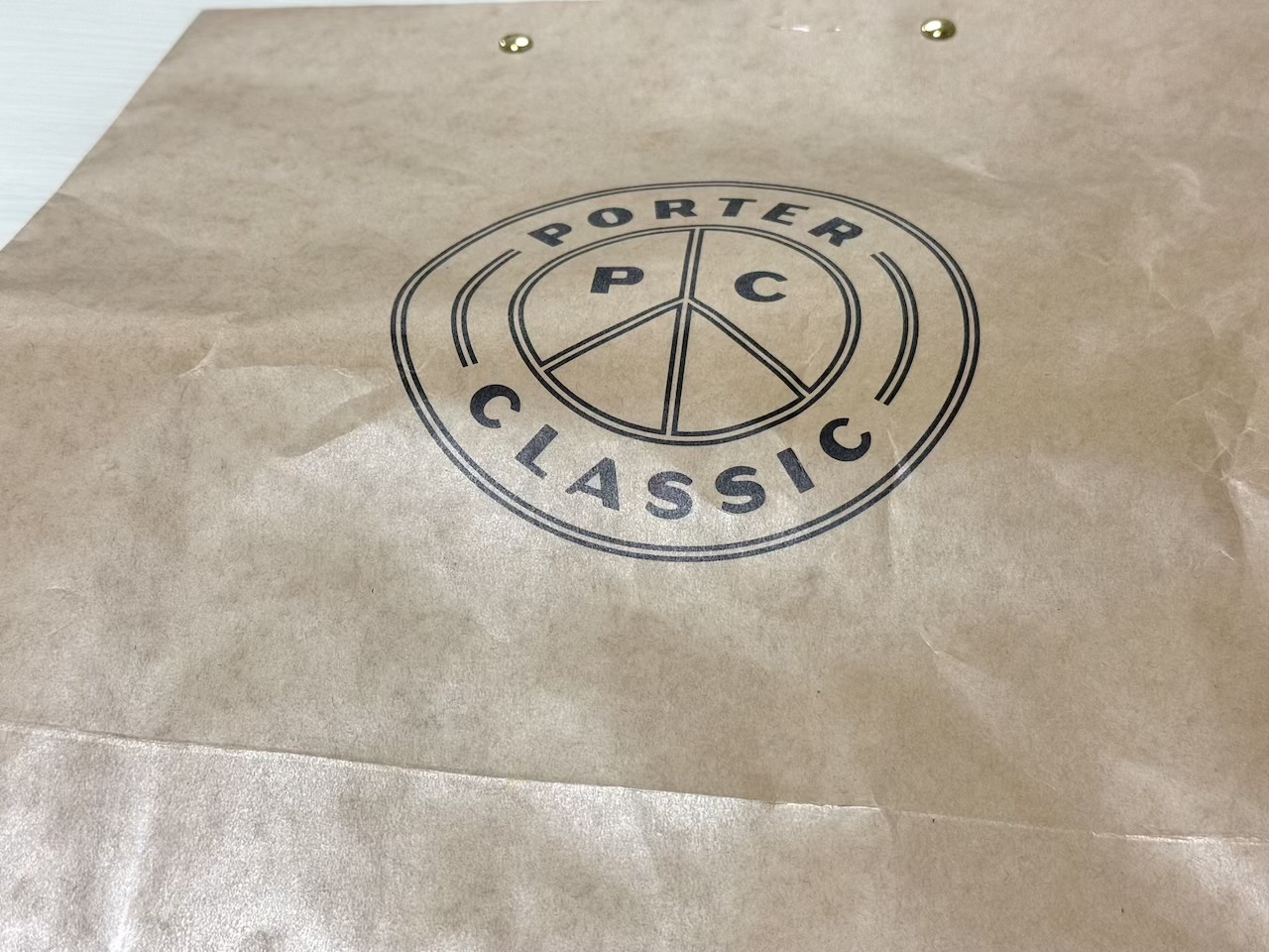 ポータークラシックのショップバッグ