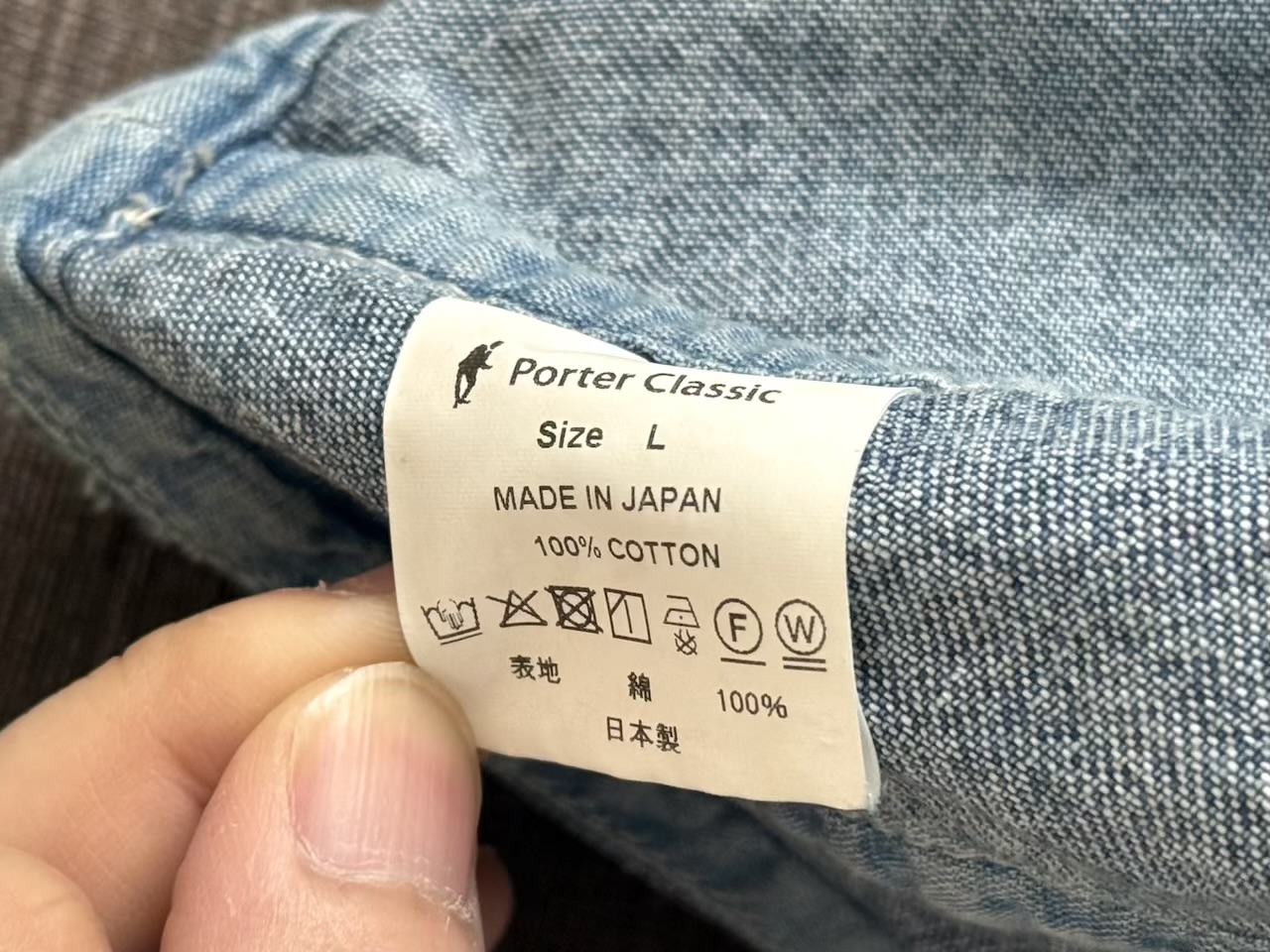 ベースボールキャップの製品タグ