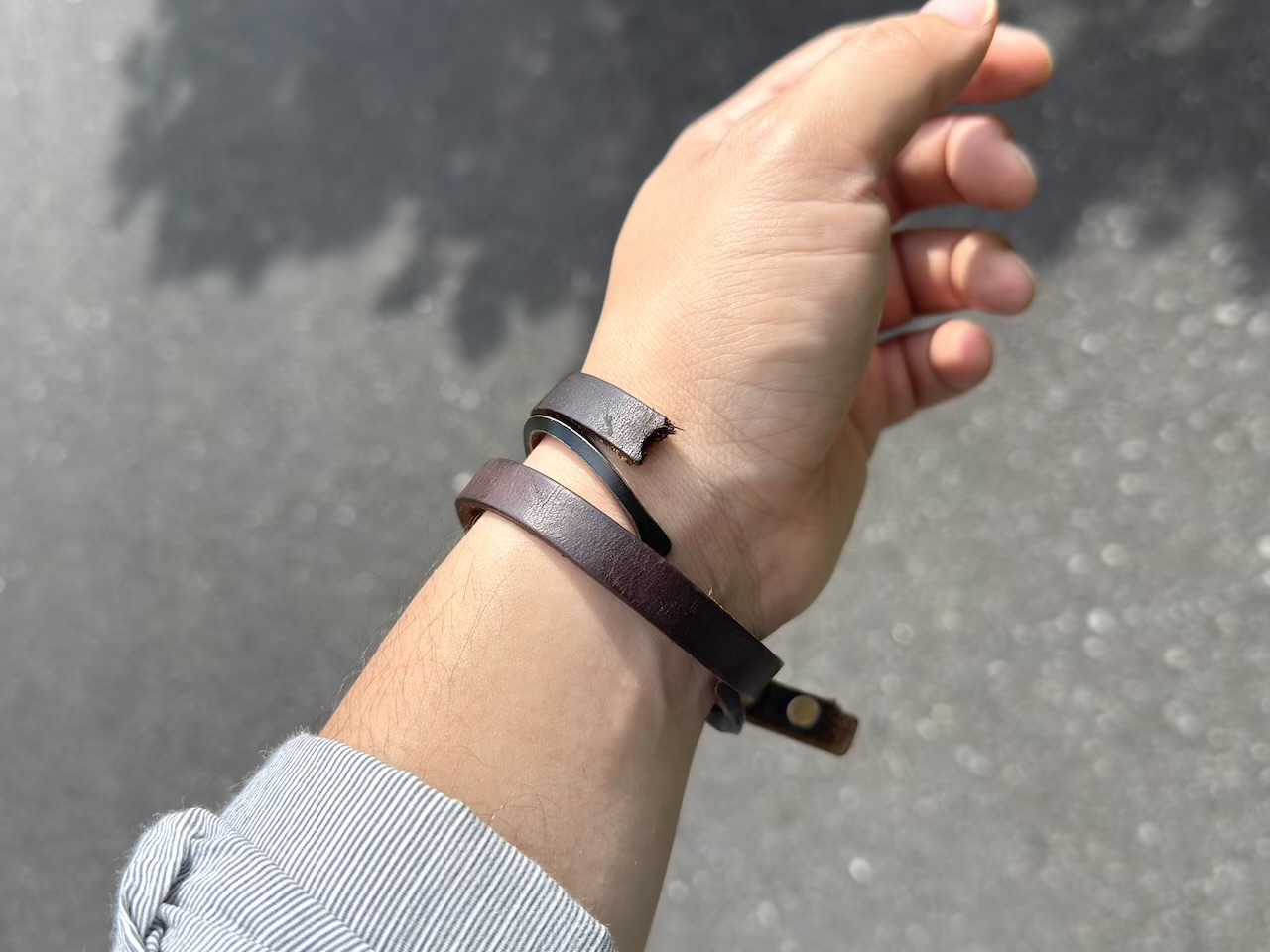 千切れた革